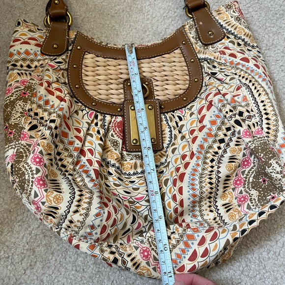 Nine West hobo bag in cute and unique print - Picture 6 of 7